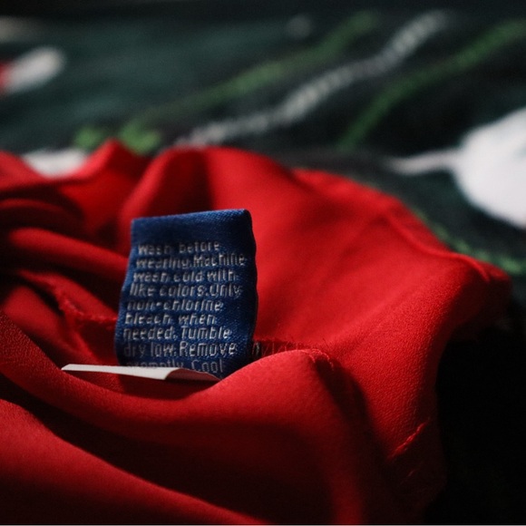 Apt. 9 Bold Red Top - Picture 7 of 8